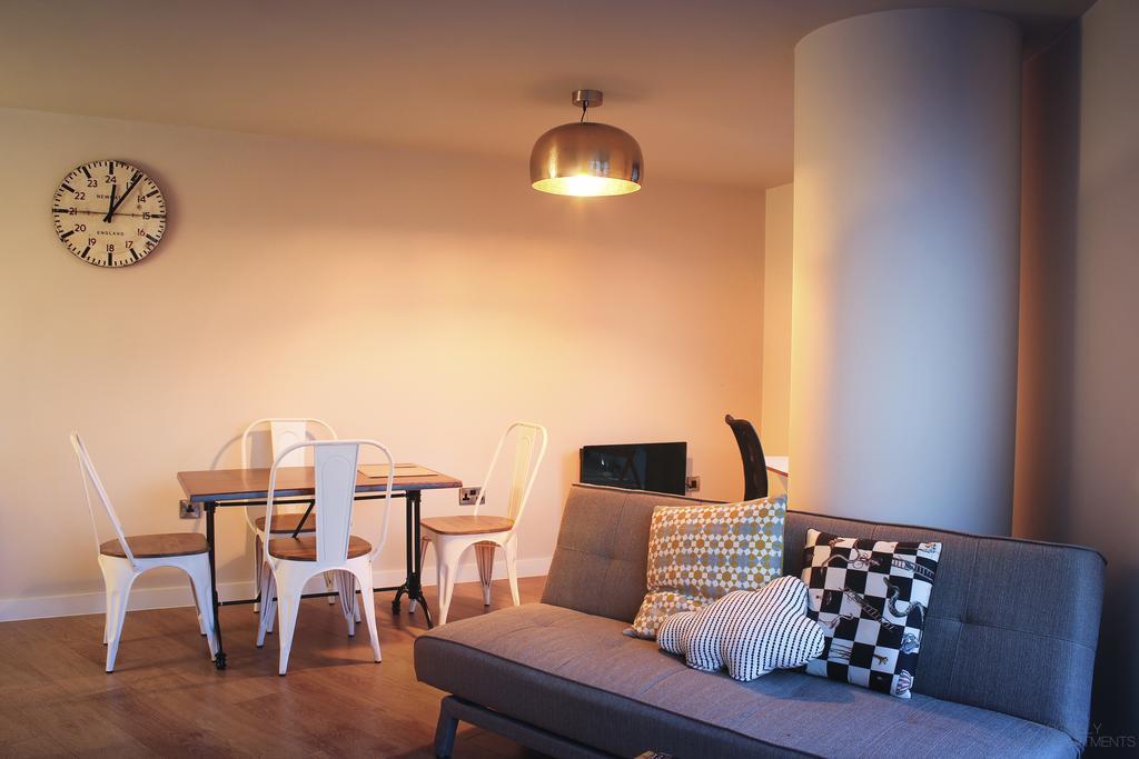 Homely Serviced Apartments - Blonk St Sheffield Buitenkant foto