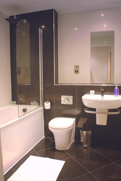 Homely Serviced Apartments - Blonk St Sheffield Buitenkant foto
